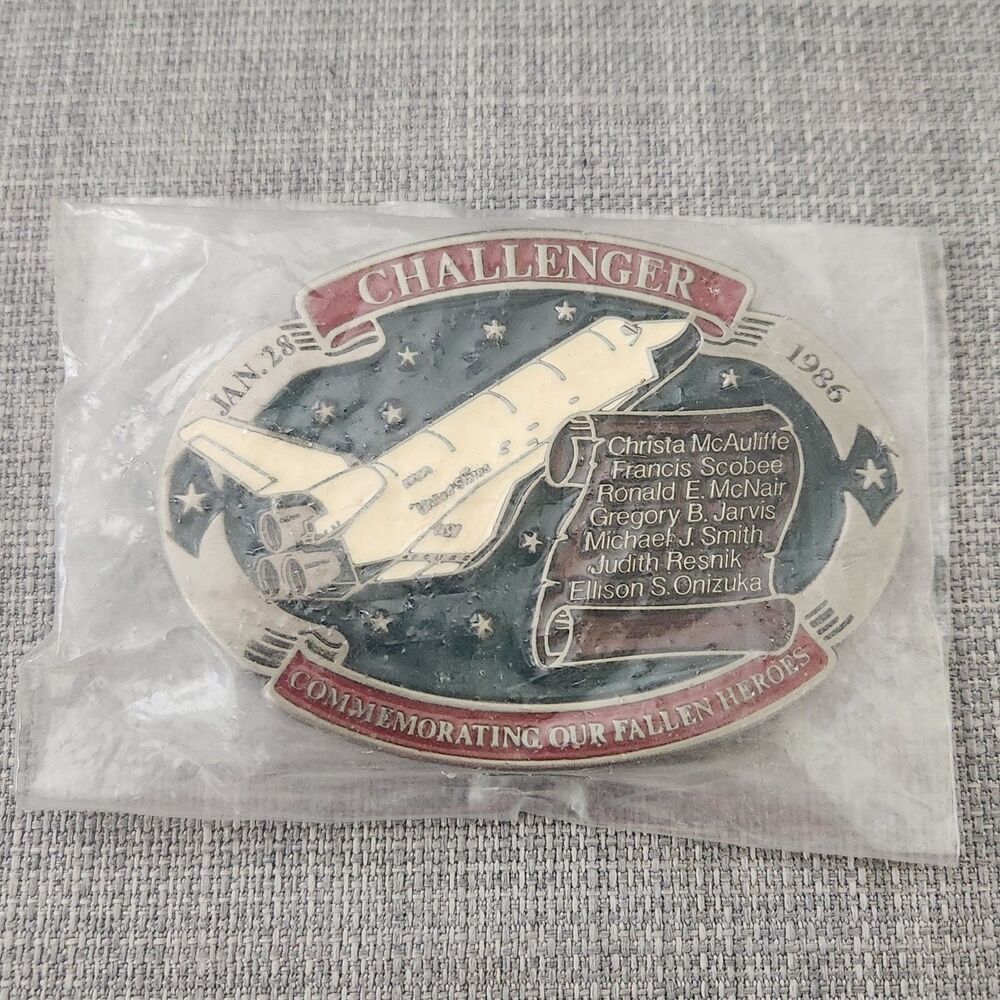 Vtg Commemorative Space Shuttle Challenger Belt Buckle Made In The U.S.A. # 2349